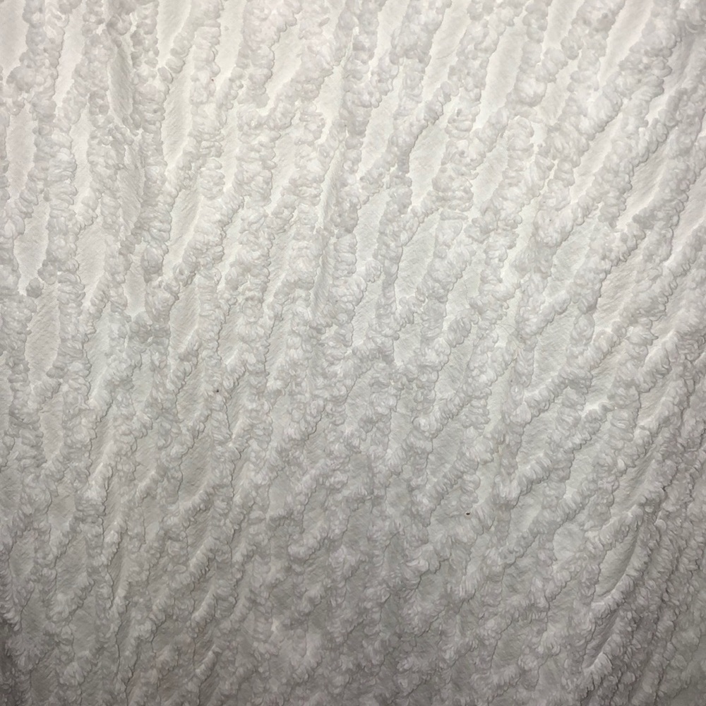 Diamond pattern chenille bedspread